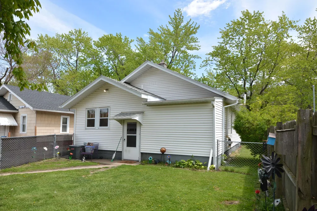 1117 Dayton Avenue Kalamazoo Charter Township MI 49048
