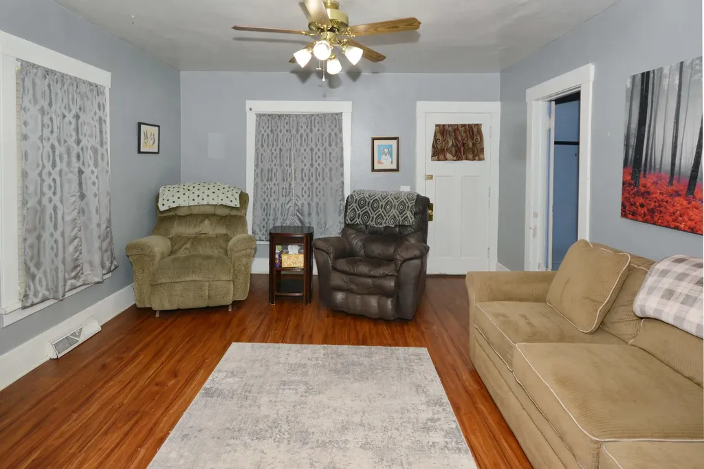 1117 Dayton Avenue Kalamazoo Charter Township MI 49048