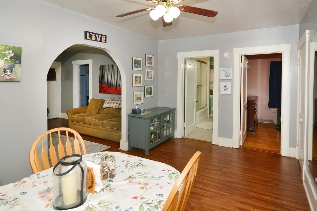 1117 Dayton Avenue Kalamazoo Charter Township MI 49048