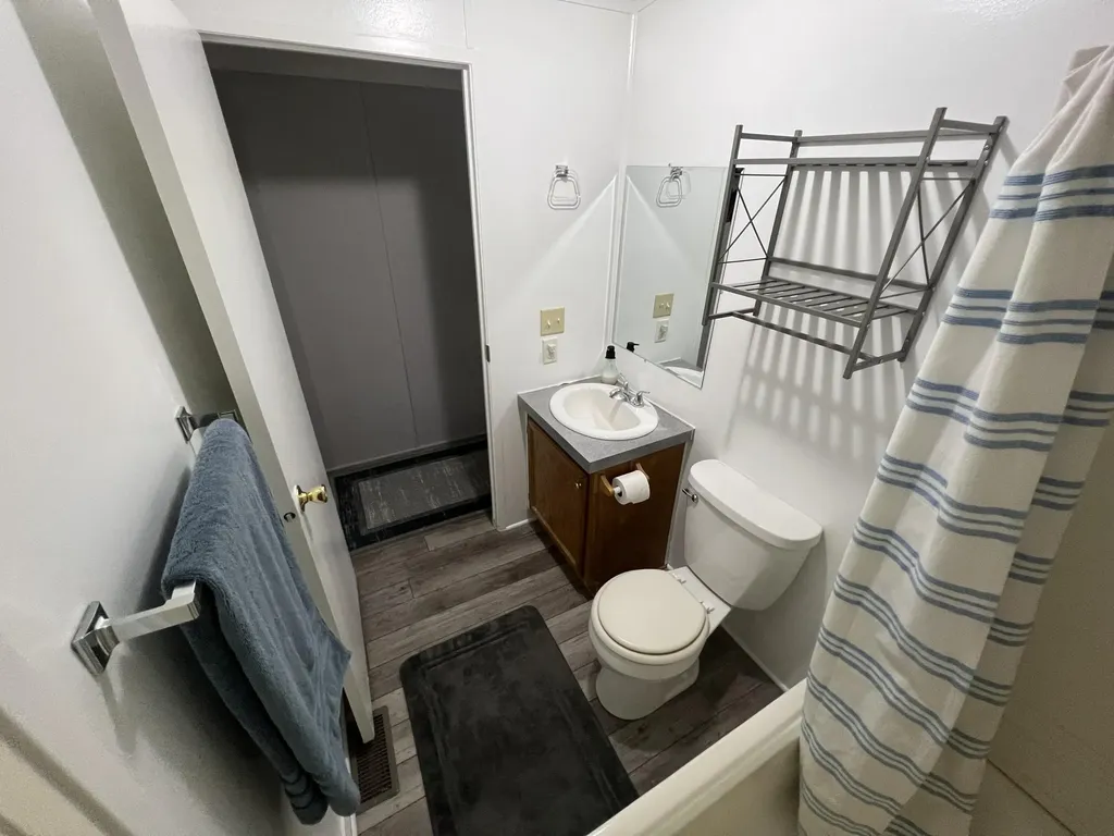 1336 John Ross Drive Kalamazoo Charter Township MI 49009