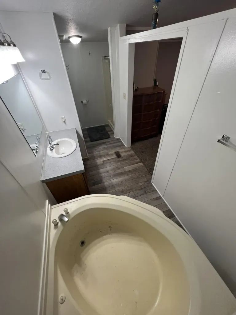 1336 John Ross Drive Kalamazoo Charter Township MI 49009