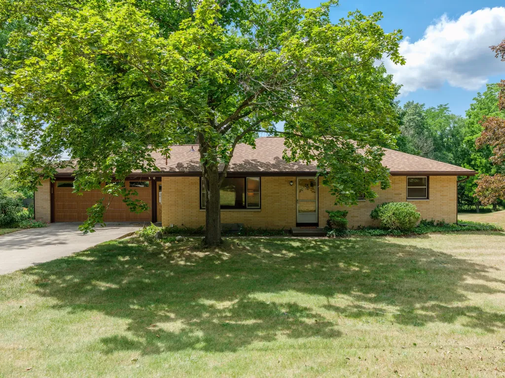 9169 N Riverview Drive Cooper Charter Township MI 49004