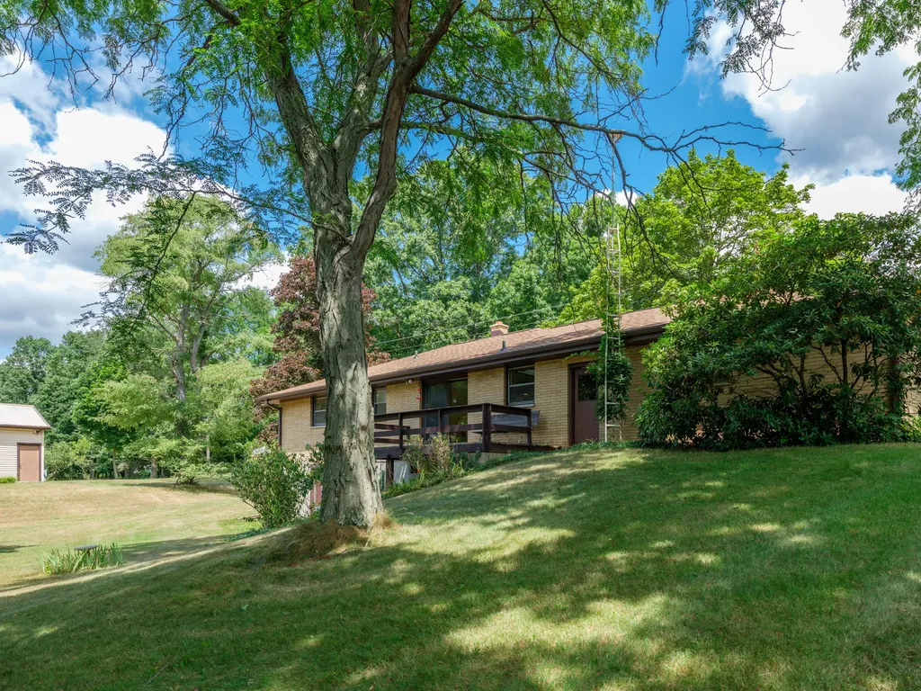 9169 N Riverview Drive Cooper Charter Township MI 49004