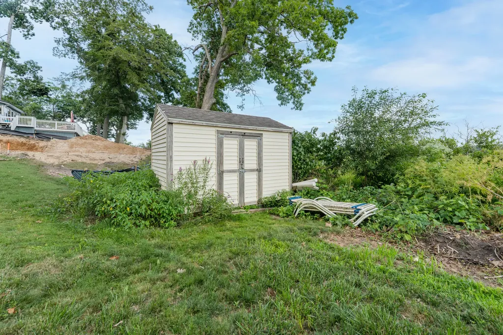 11791 Ford Point Drive Prairieville Township MI 49080