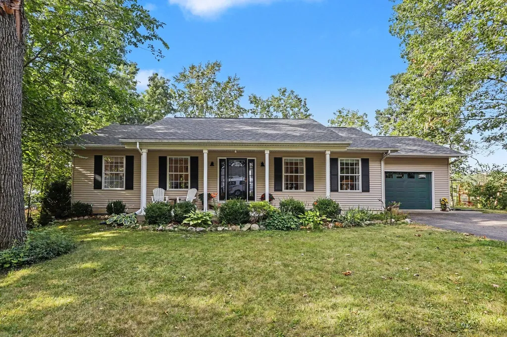 58145 James Drive Lockport Township MI 49093