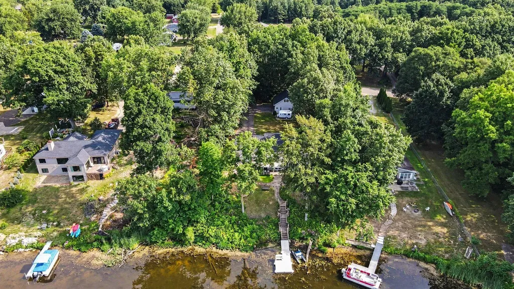 58145 James Drive Lockport Township MI 49093