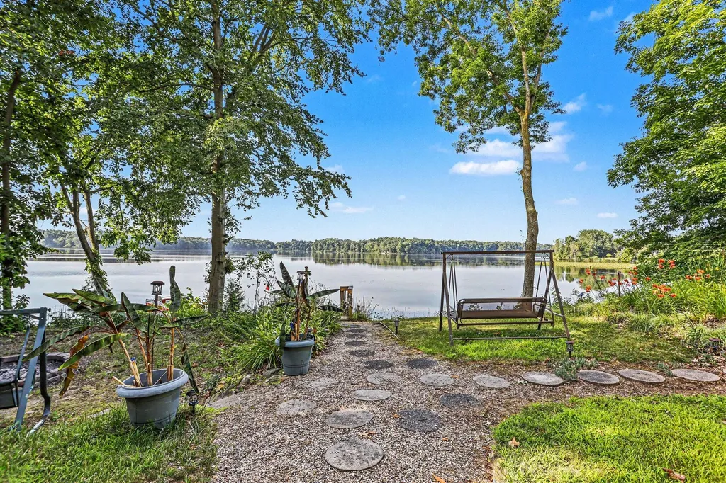 58145 James Drive Lockport Township MI 49093