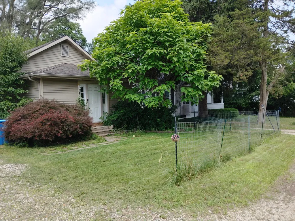 2307 Oxford Street Kalamazoo City MI 49004