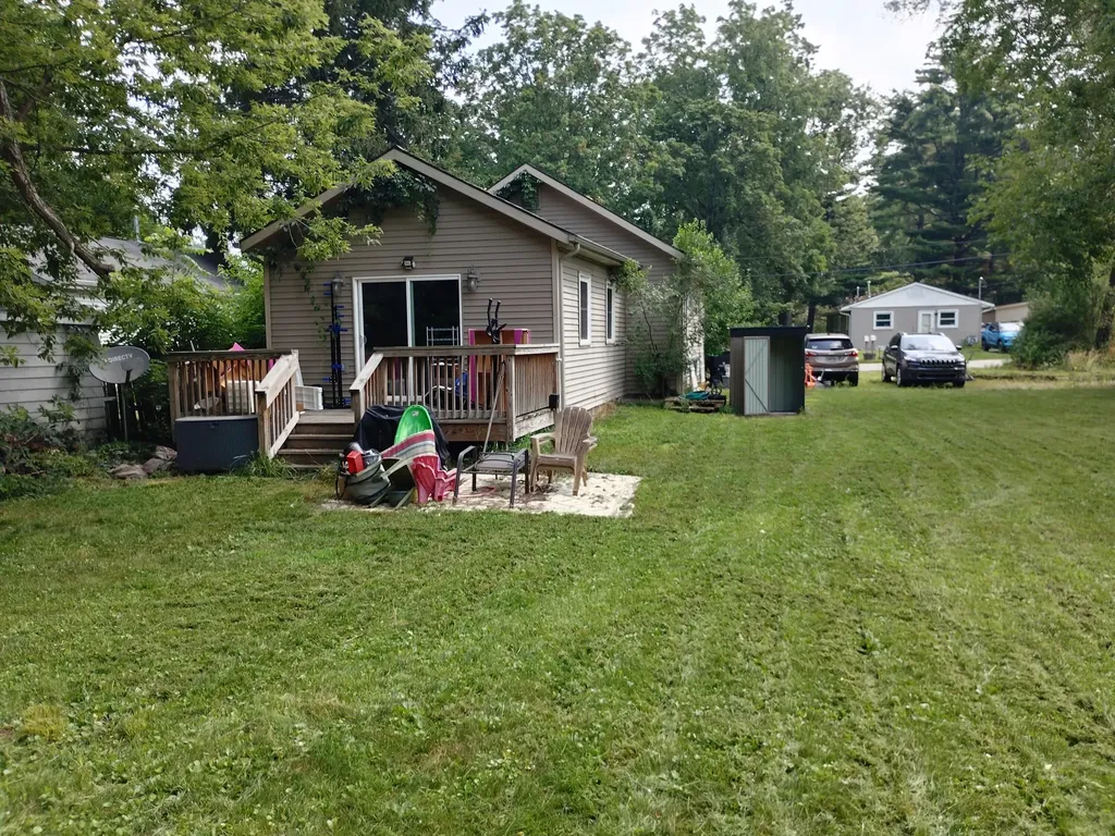 2307 Oxford Street Kalamazoo City MI 49004