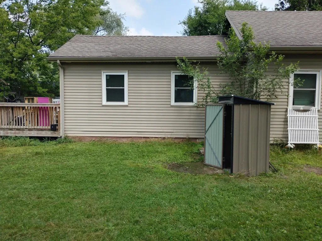 2307 Oxford Street Kalamazoo City MI 49004
