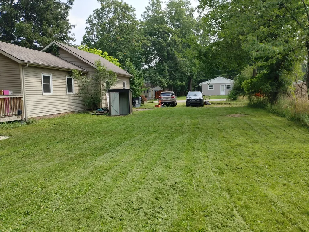 2307 Oxford Street Kalamazoo City MI 49004
