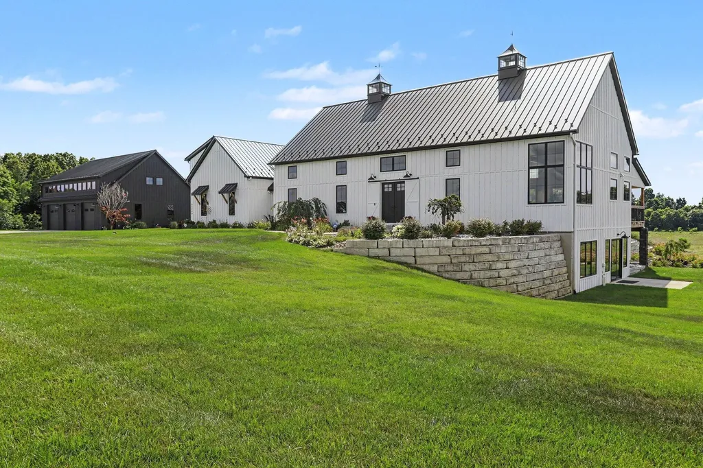 55308 County Road 671 Paw Paw Township MI 49079