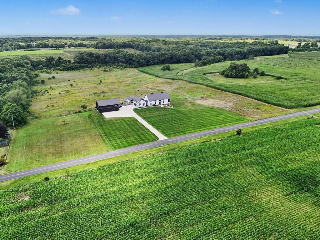 55308 County Road 671 Paw Paw Township MI 49079