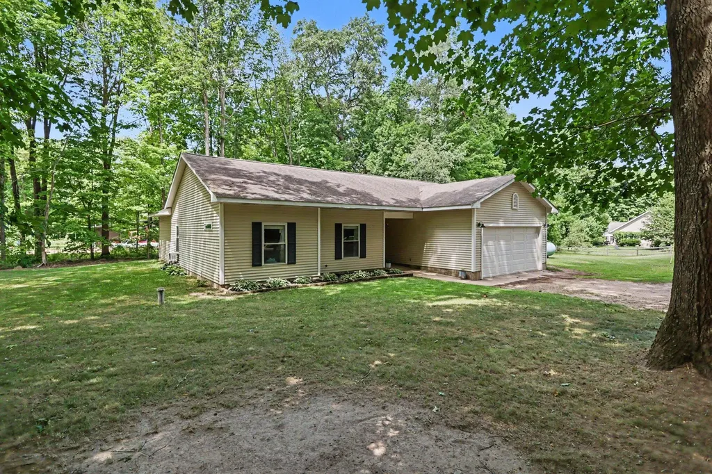 11482 Schultz Drive Barry Township MI 49046