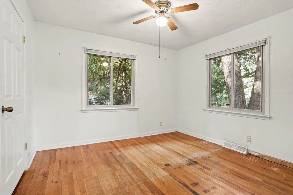 1303 N 2nd Street Oshtemo Charter Township MI 49009
