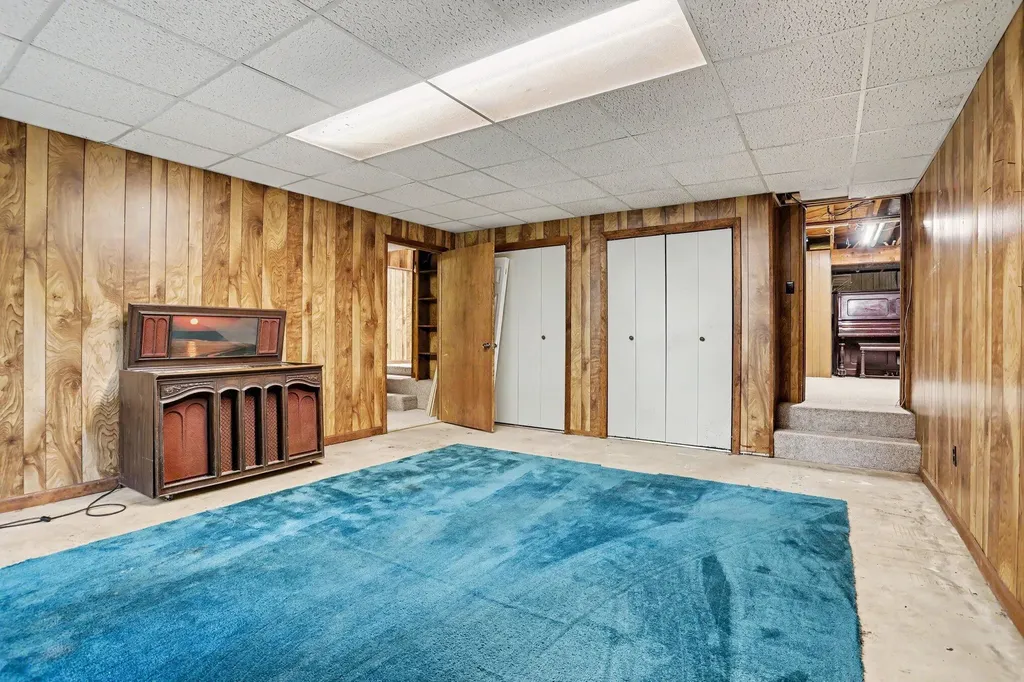 1303 N 2nd Street Oshtemo Charter Township MI 49009