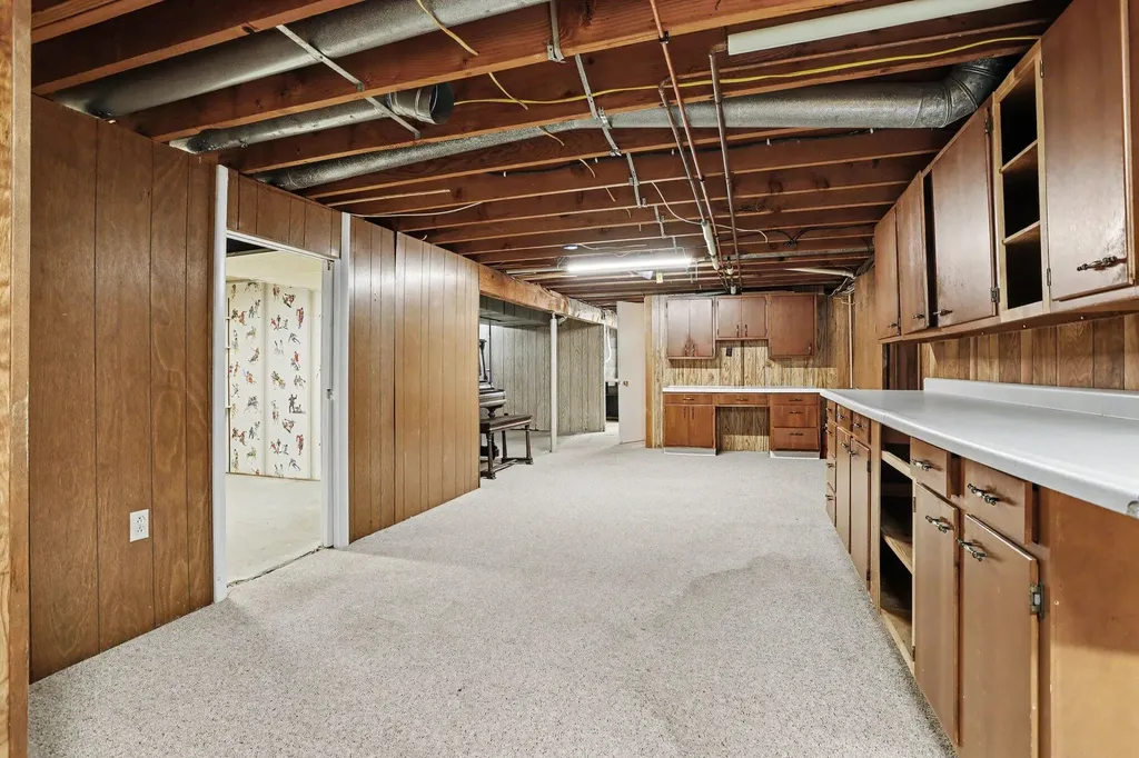 1303 N 2nd Street Oshtemo Charter Township MI 49009