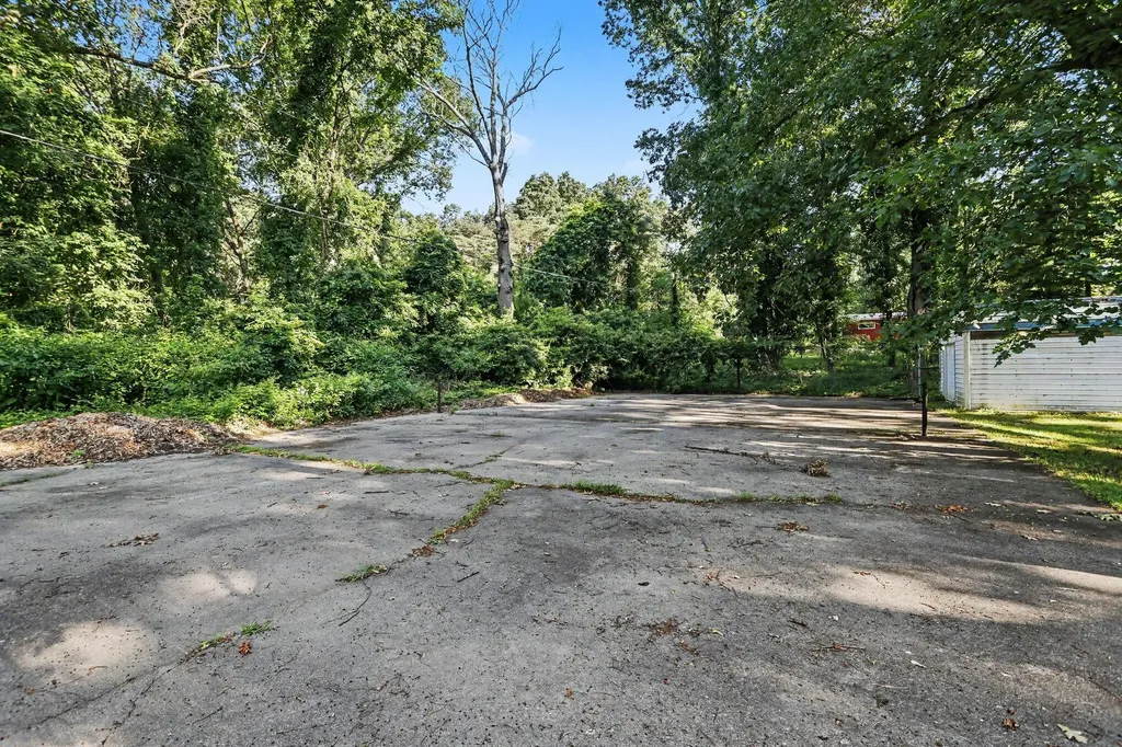 1303 N 2nd Street Oshtemo Charter Township MI 49009