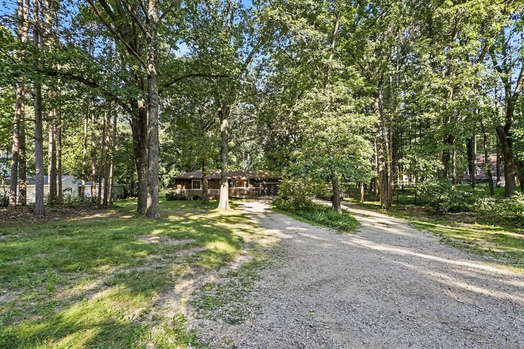 1303 N 2nd Street Oshtemo Charter Township MI 49009