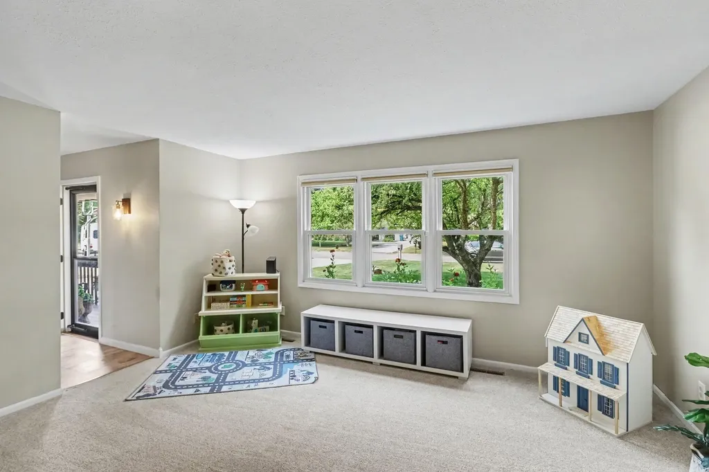 7730 Cottonwood Richland Township MI 49083