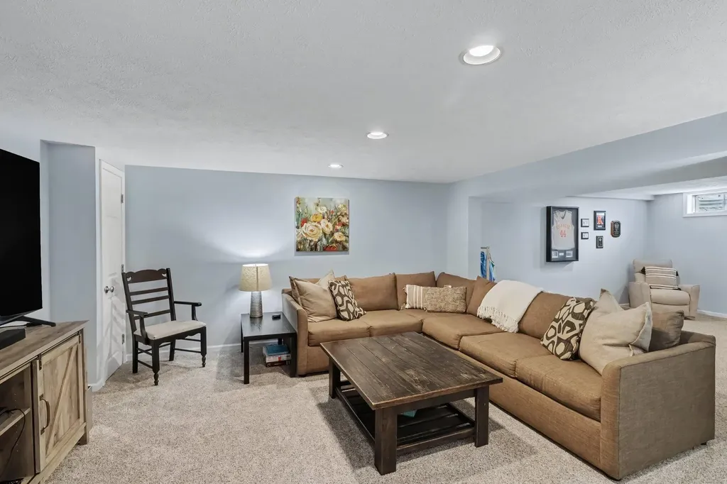 7730 Cottonwood Richland Township MI 49083