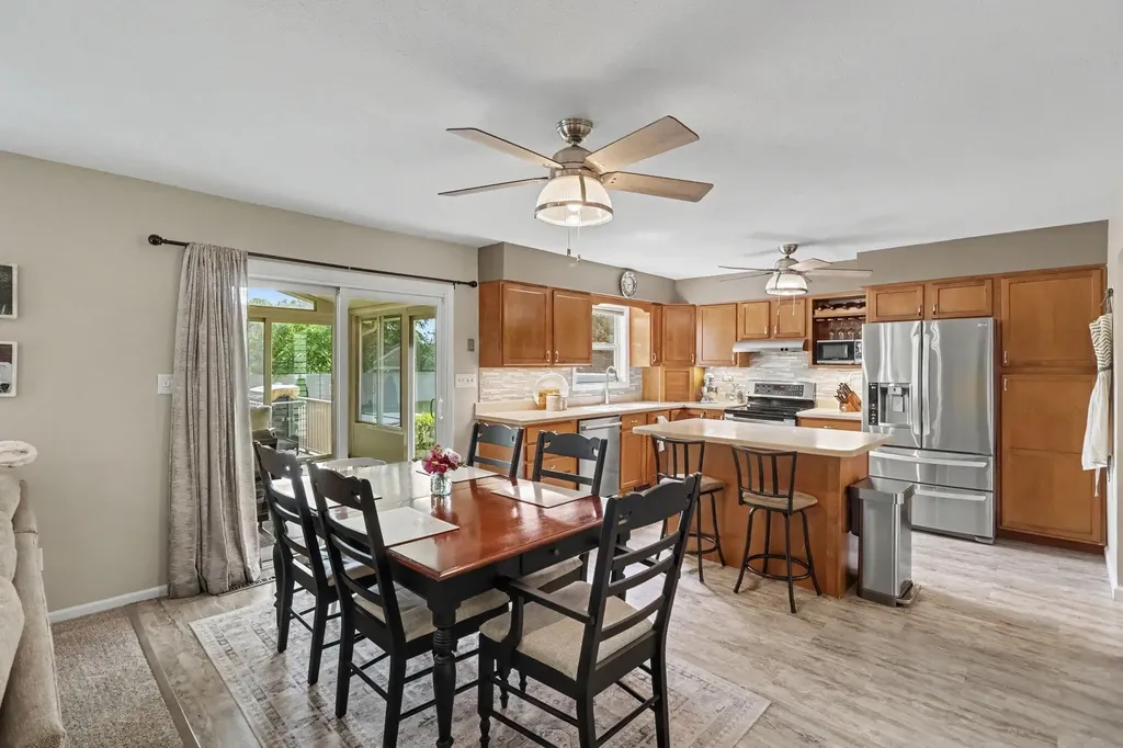 7730 Cottonwood Richland Township MI 49083