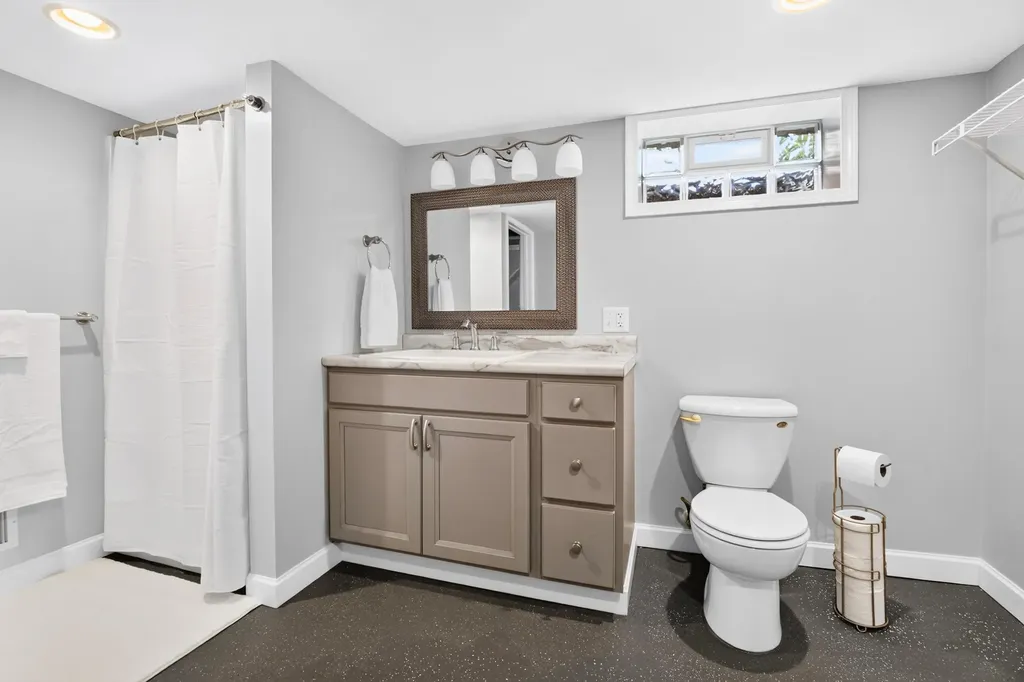 3716 Adams Street Kalamazoo City MI 49008