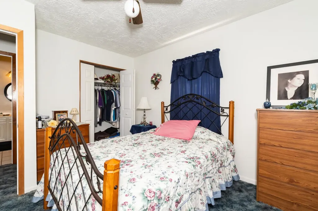 5542 Collingwood Avenue Cooper Charter Township MI 49004