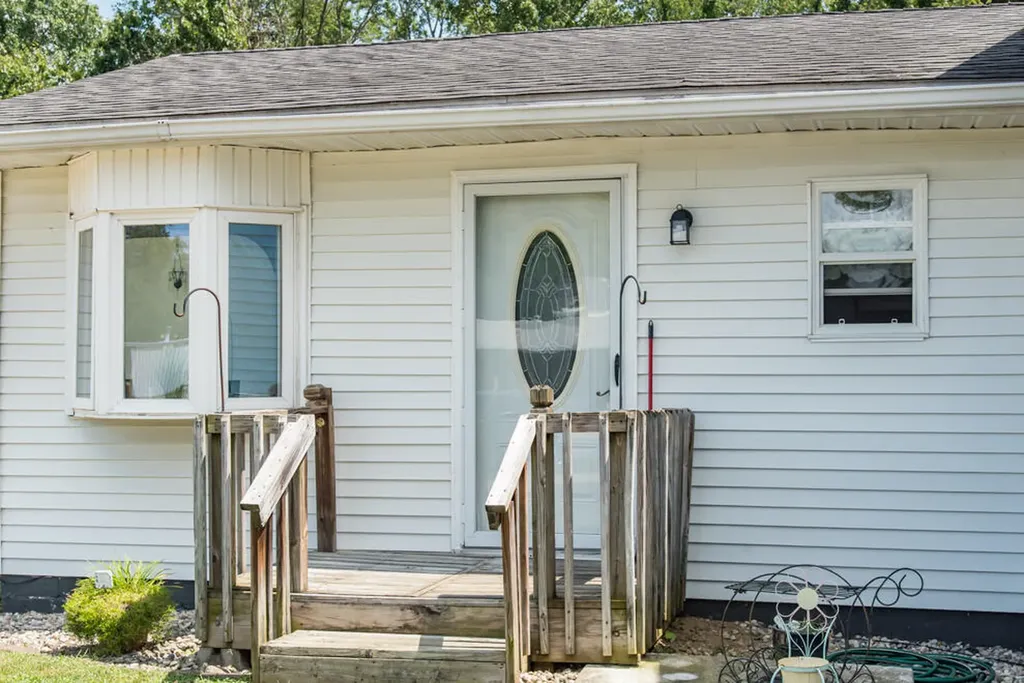 5542 Collingwood Avenue Cooper Charter Township MI 49004