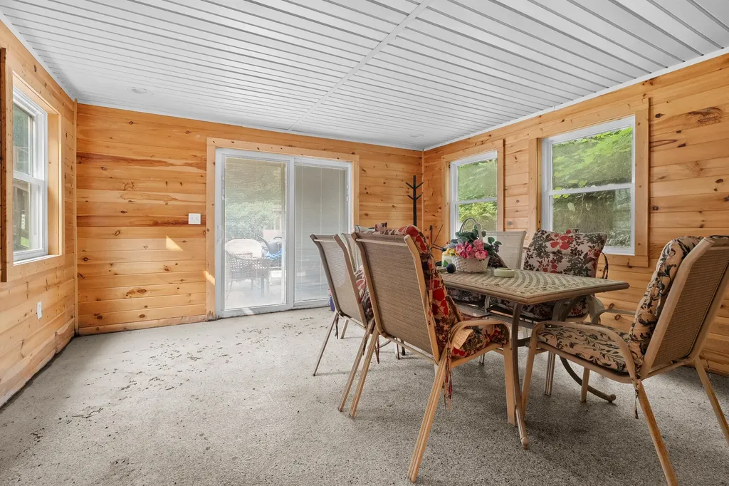 41169 County Road 669 Decatur Township MI 49045