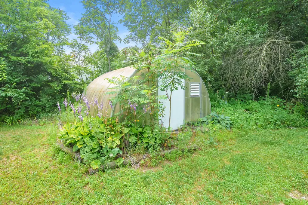 41169 County Road 669 Decatur Township MI 49045
