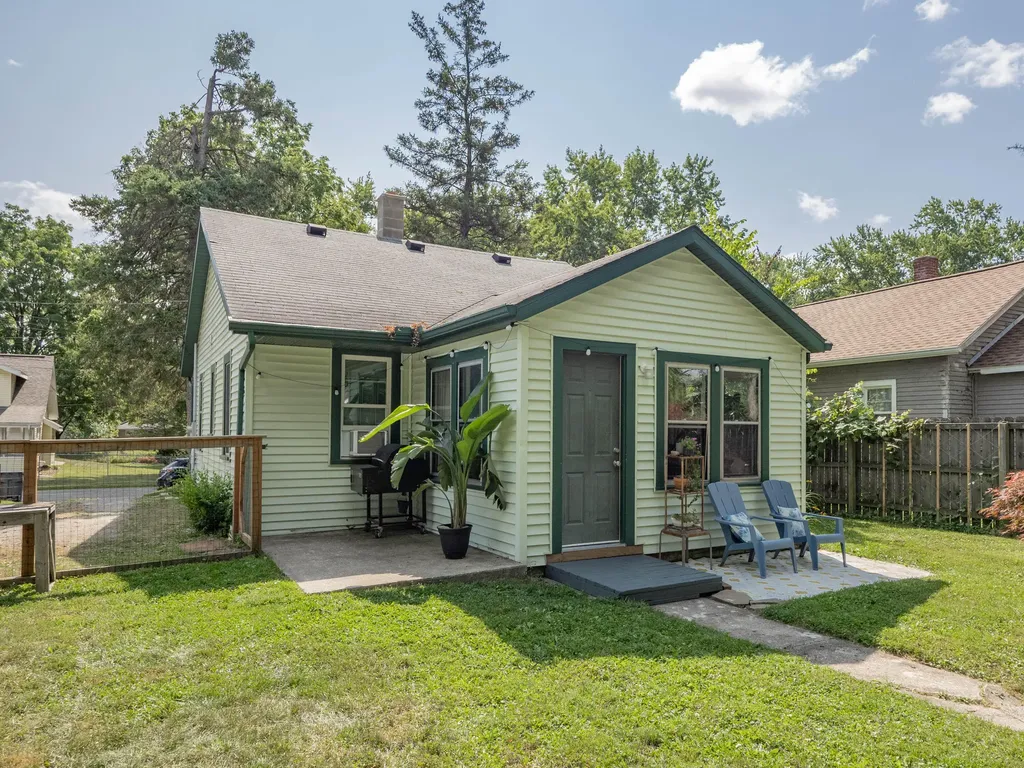 3316 Lowden Street Kalamazoo City MI 49008
