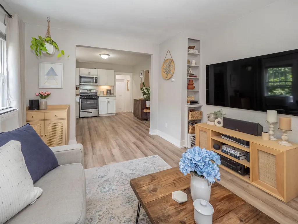 3316 Lowden Street Kalamazoo City MI 49008
