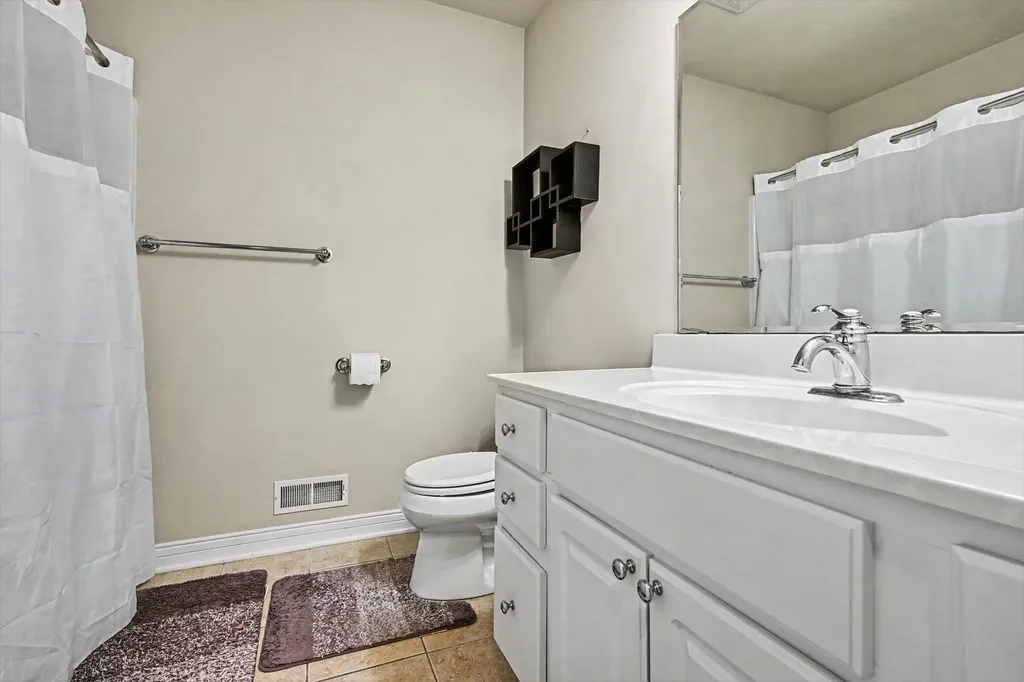 5229 Stapleton Drive Texas Charter Township MI 49009