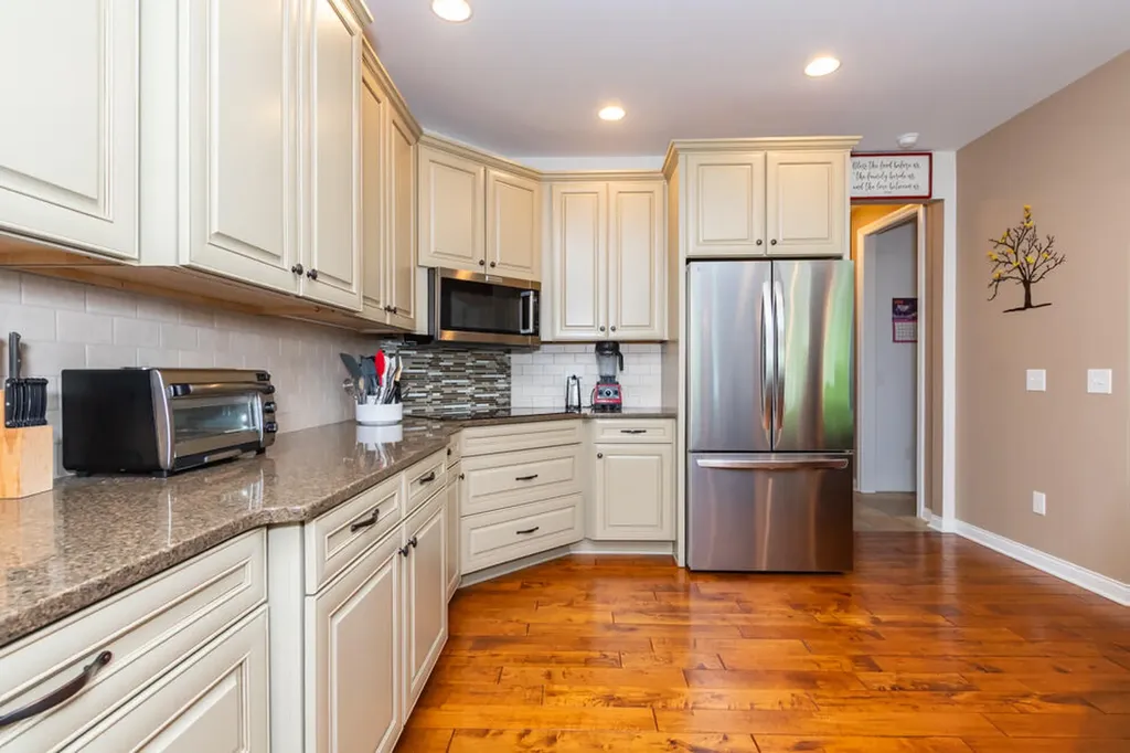 8904 Oakland Hills Circle Portage City MI 49024