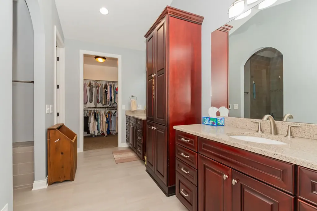 8904 Oakland Hills Circle Portage City MI 49024