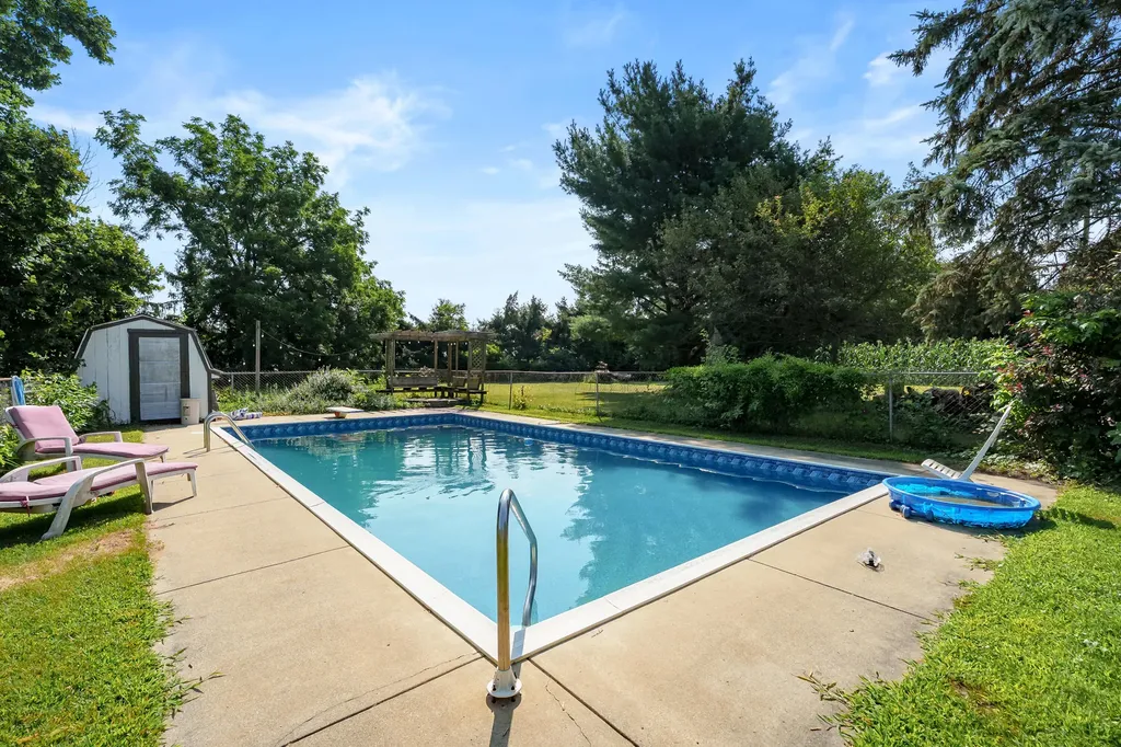 54577 Silver Street Mendon Township MI 49072