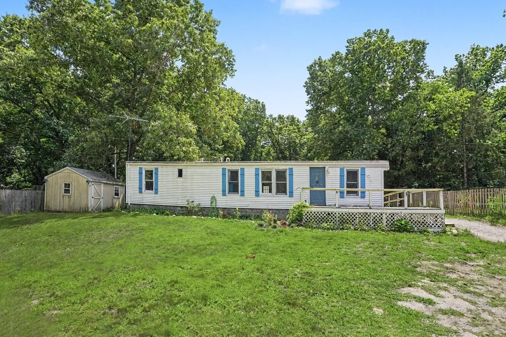 29201 Jewells Antwerp Township MI 49065