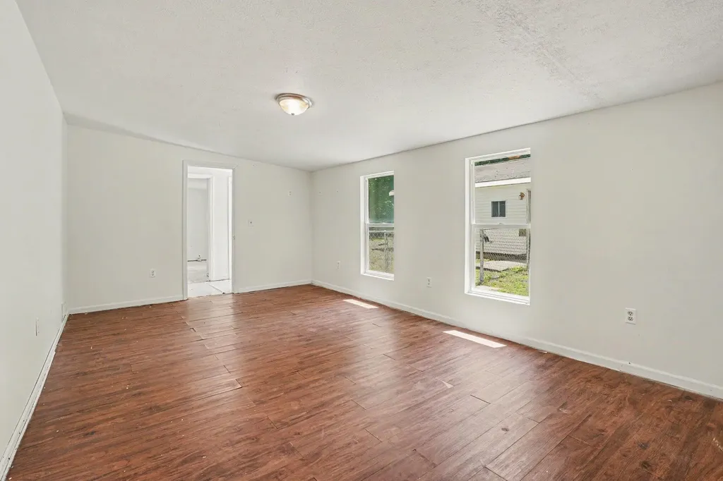 29201 Jewells Antwerp Township MI 49065