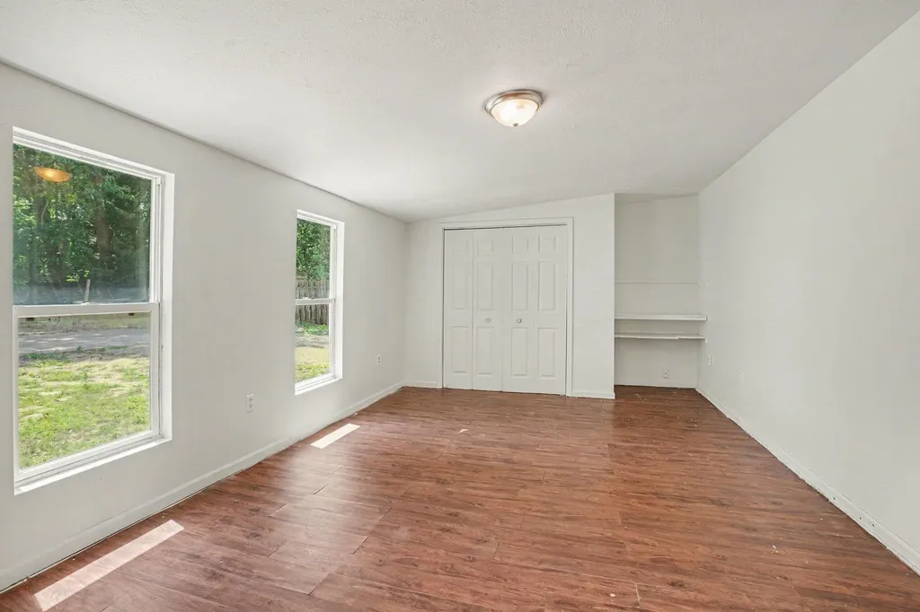 29201 Jewells Antwerp Township MI 49065