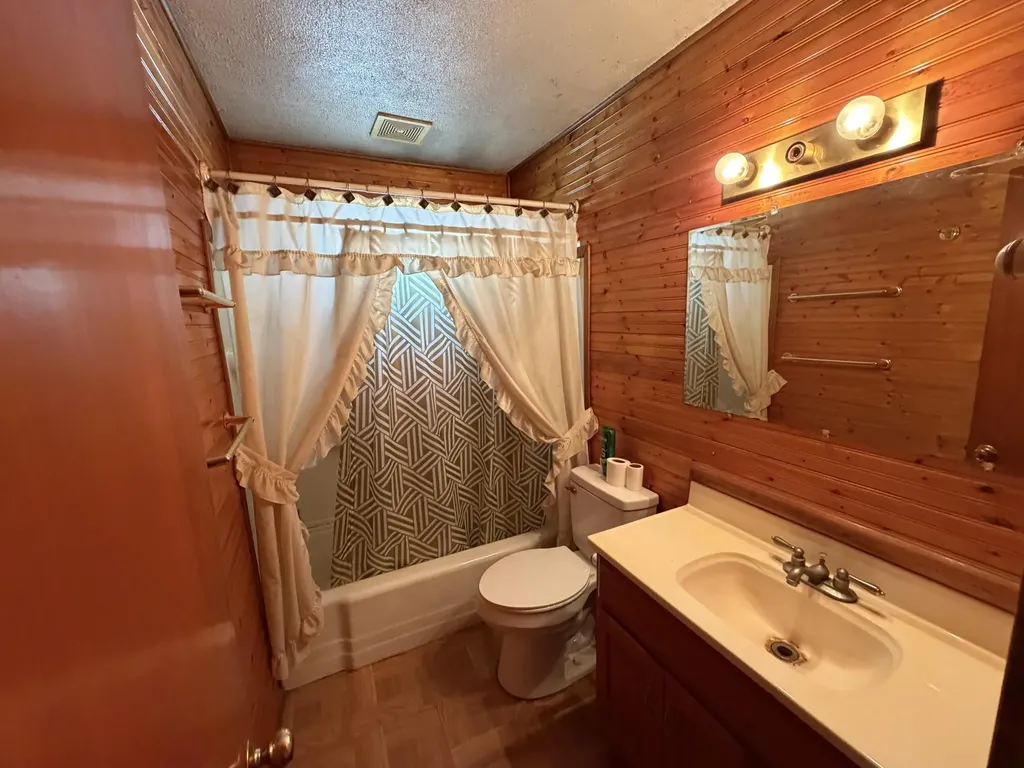5820 Utah Avenue Portage City MI 49024