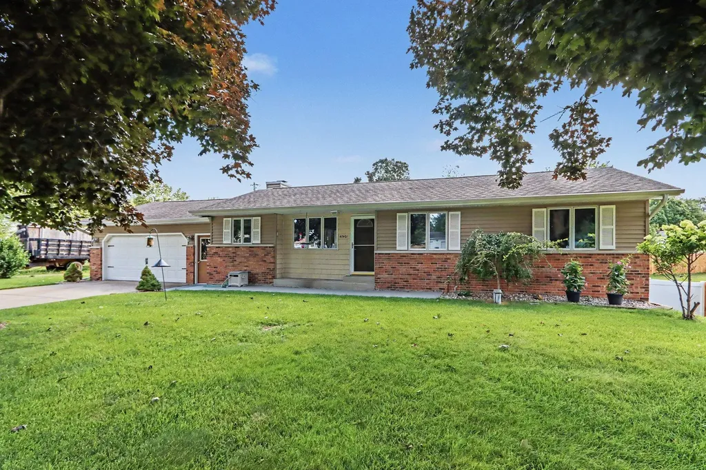 47401 Klett Road Paw Paw Township MI 49079