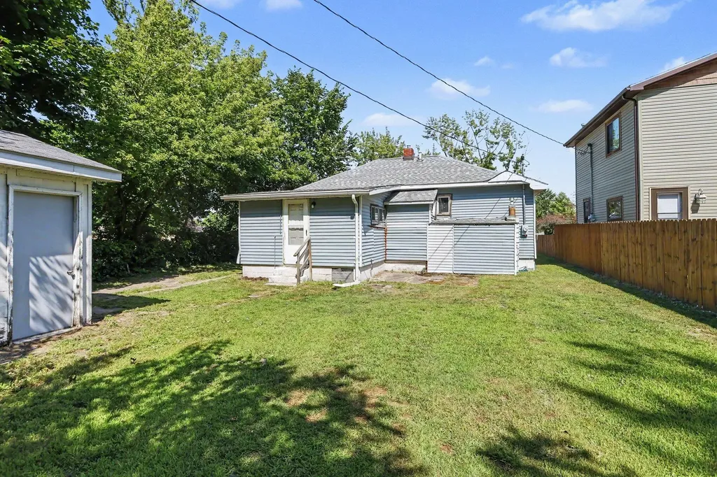 1010 Kalamazoo Street South Haven City MI 49090