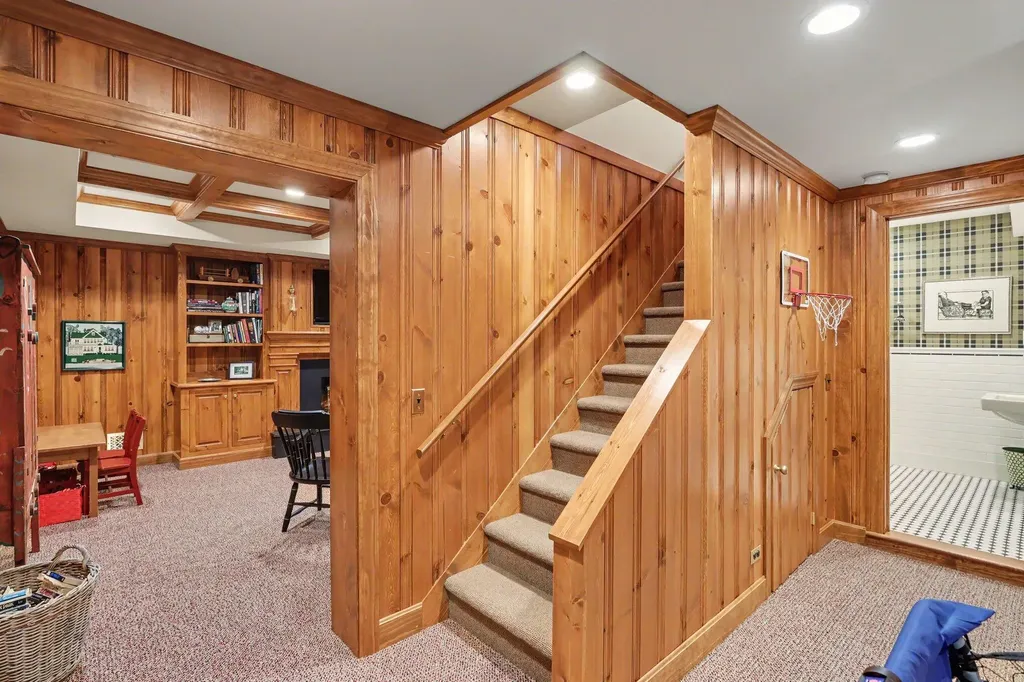 1133 Long Road Kalamazoo City MI 49008