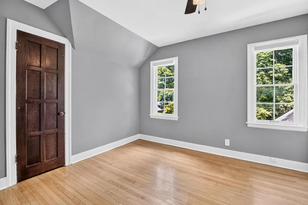 2433 E Main Street Kalamazoo Charter Township MI 49048