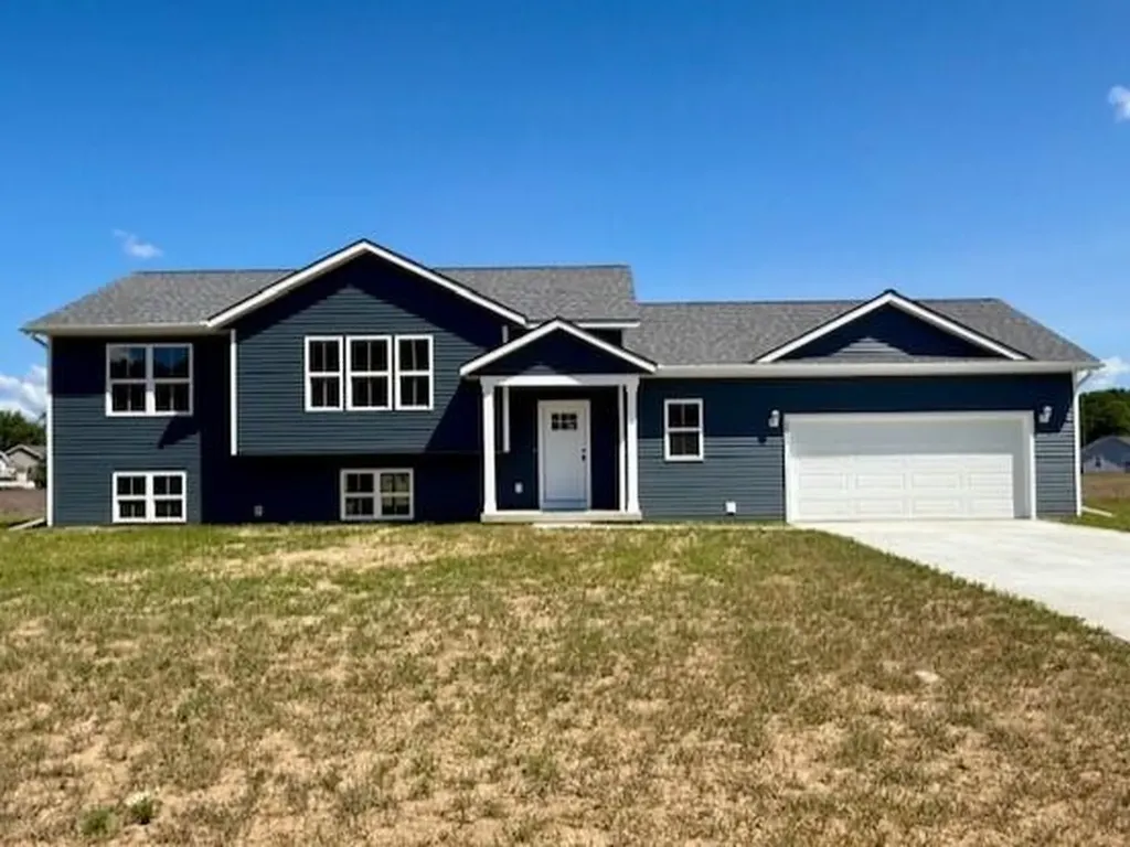3233 Signal Point Drive Allegan Township MI 49010