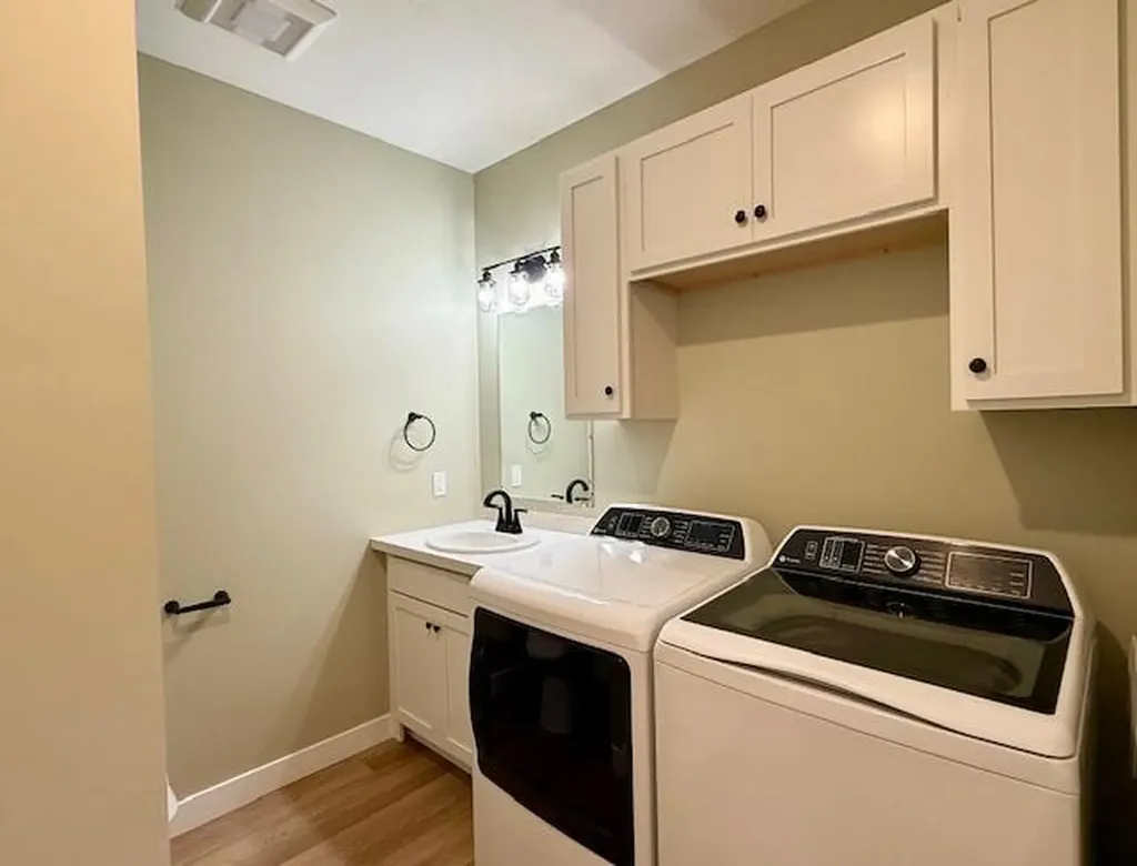 3233 Signal Point Drive Allegan Township MI 49010