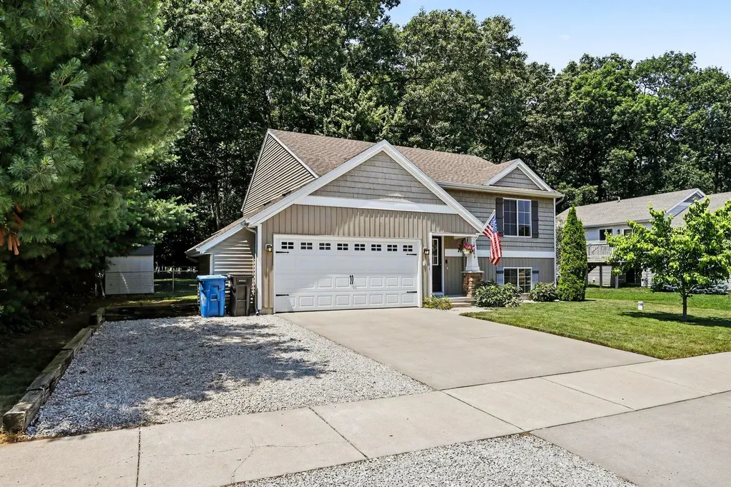 2662 Jolly Roger Drive Wayland Township MI 49348
