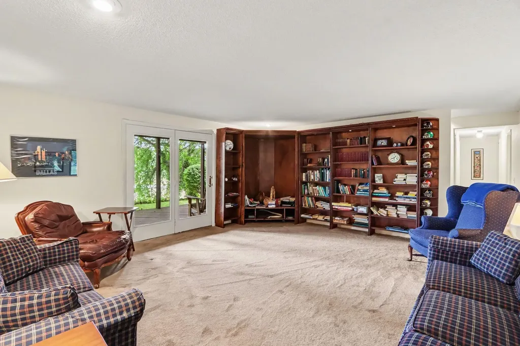 9808 Oak Forest Circle Oshtemo Charter Township MI 49009