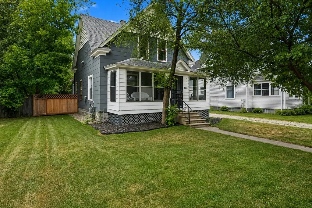 1411 E Stockbridge Kalamazoo City MI 49001